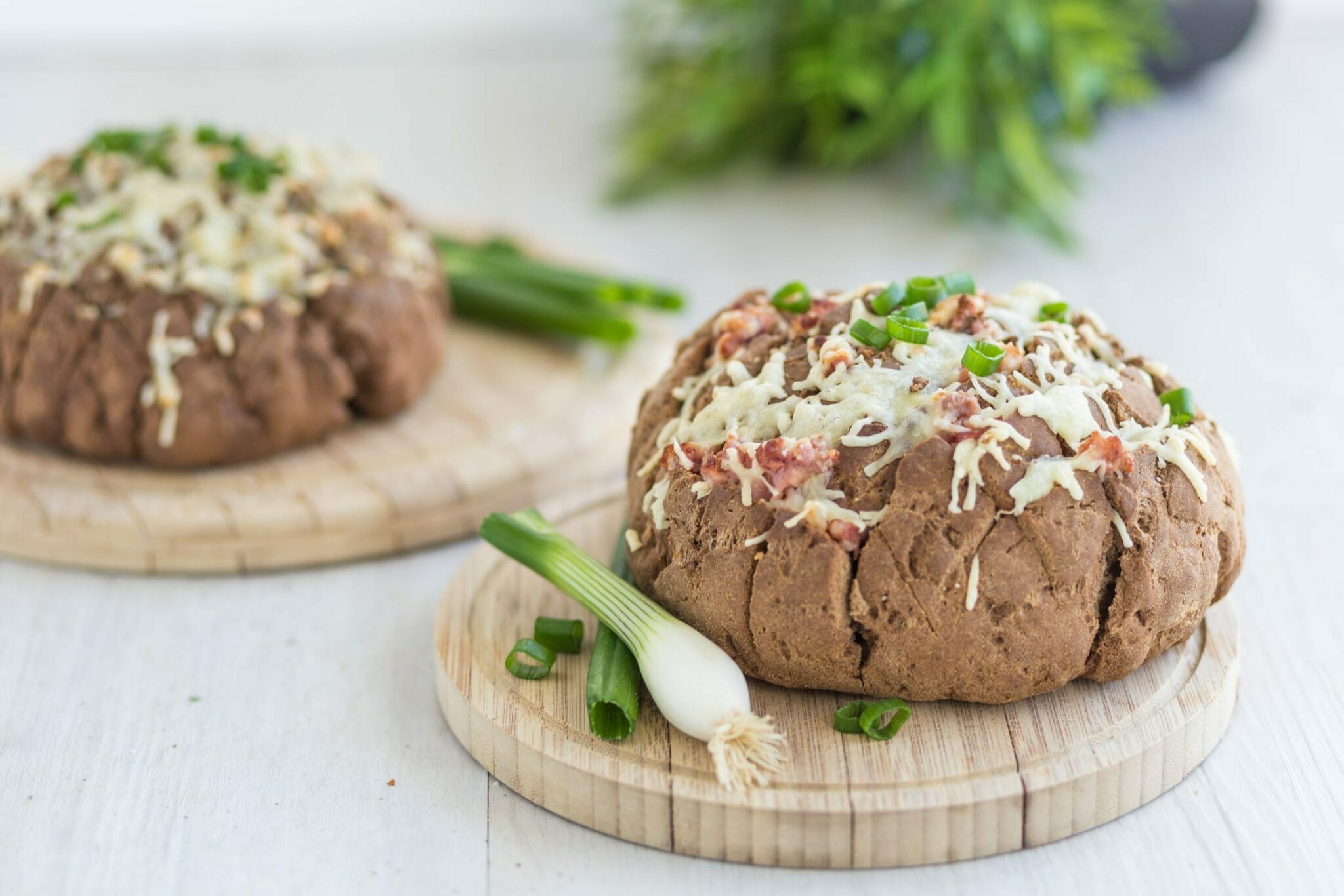 Zupfbrot mit Speck und Käse